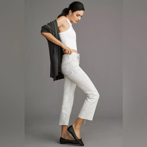 Anthropology The Yaya Mid-Rise Crop Flare Jeans by Pilcro - Picture 2 of 5